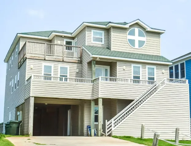 Serenity in Nags Head hotel detail image 1