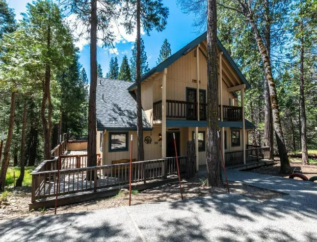 Friends Lodge hotel detail image 1