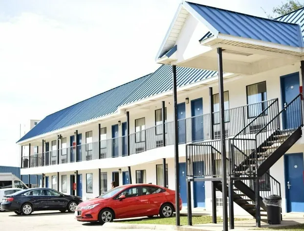 Bayfront Inn hotel detail image 2