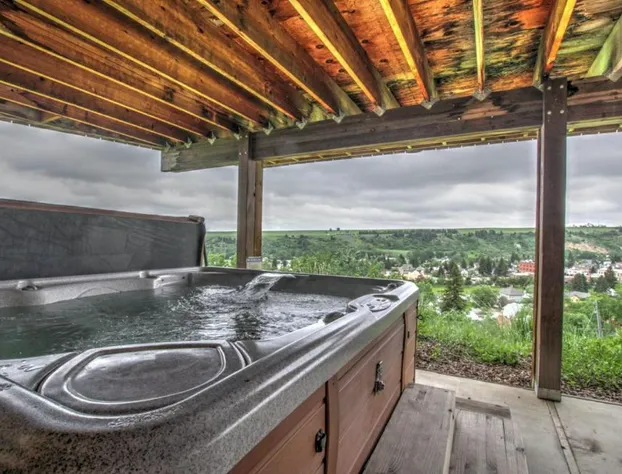 Spruce Lodge hotel detail image 1