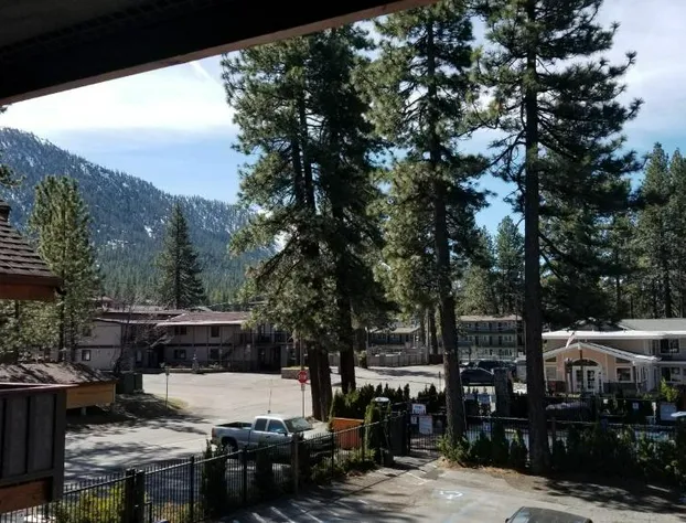 Gondola Lodge hotel detail image 3