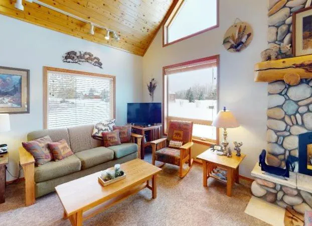 Mountain View Tee and Ski hotel detail image 3