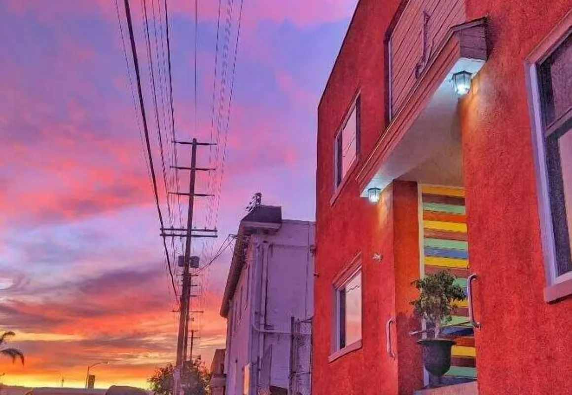 Anchor Pointe Inn hotel hero