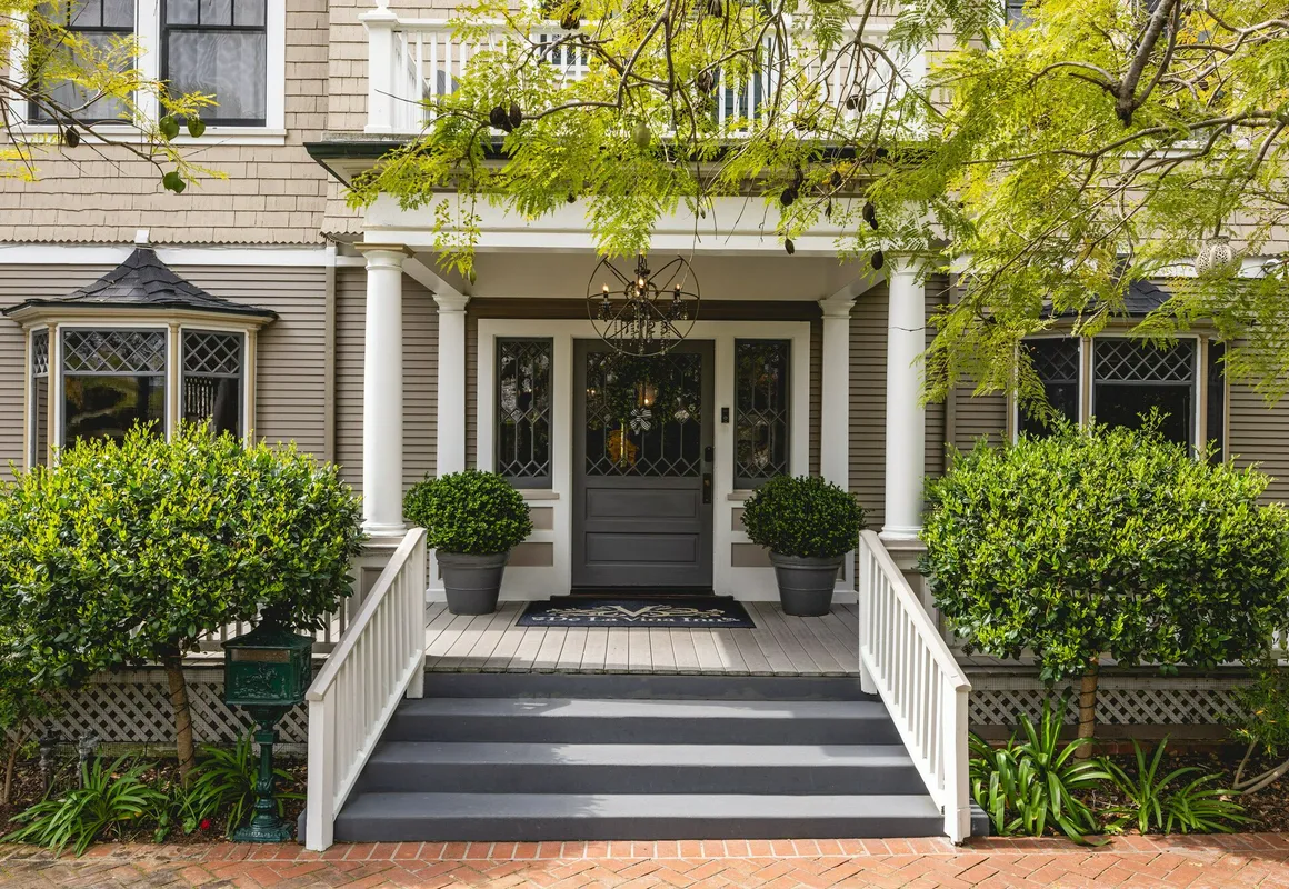 The De La Vina Inn hotel hero