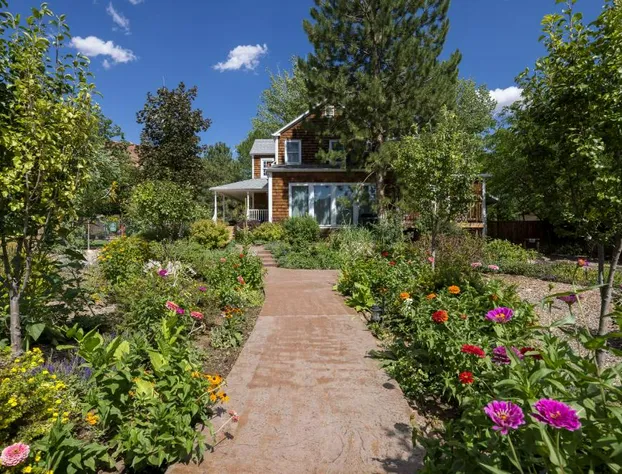 Sunflower Hill Inn hotel detail image 2