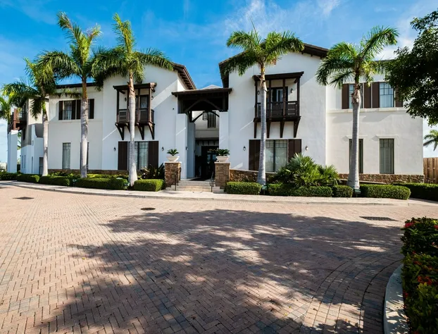 Marlin Bay Resort & Marina hotel detail image 4