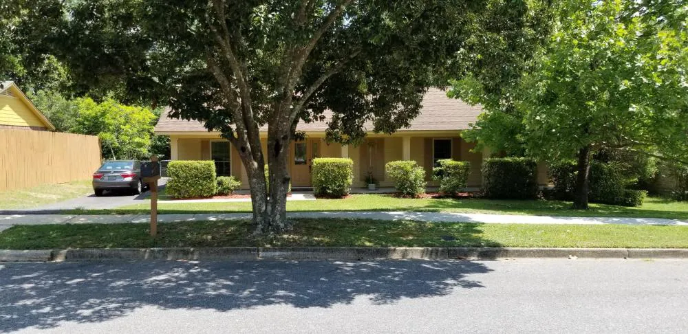 Comfortable Convenient Great Value hotel hero