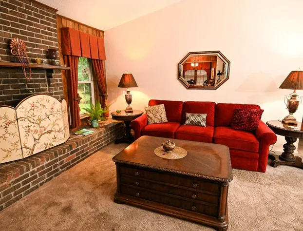 Comfortable Convenient Great Value hotel detail image 3