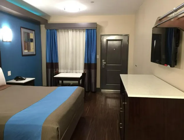 Crystal Palace Inn hotel detail image 2