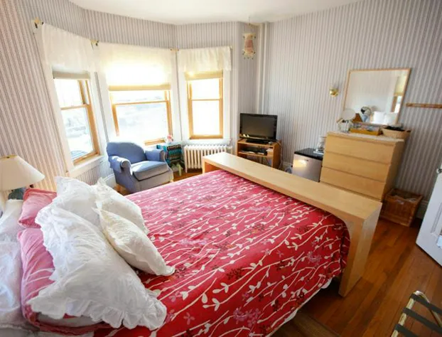 A Village Bed and Breakfast hotel detail image 2