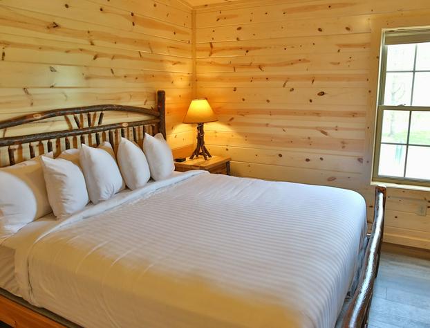 Cricket Hill Lodge & Cabins hotel detail image 2