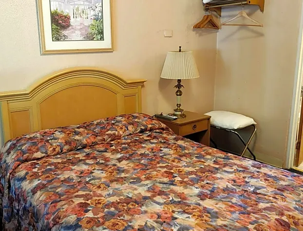 Rolling Brook Inn hotel detail image 4