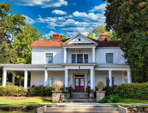 The Veranda Historic Inn hotel detail image 4