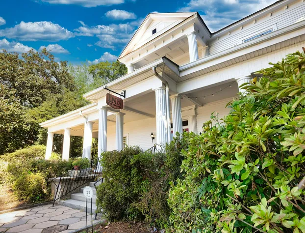 The Veranda Historic Inn hotel detail image 2