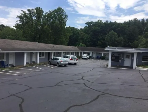 Hilltop Inn hotel detail image 2