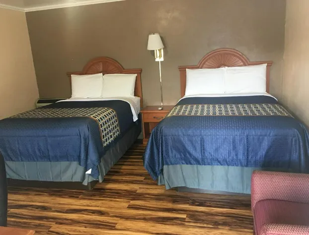 Hilltop Inn hotel detail image 4