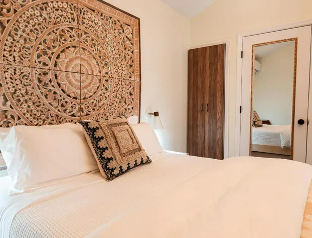 Seahorse Beach Bungalows hotel detail image 4