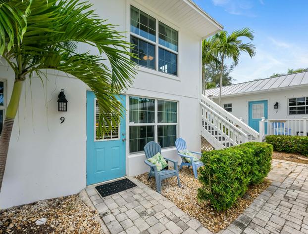 Seahorse Beach Bungalows hotel detail image 3