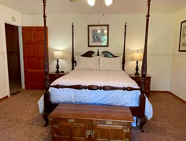 Berkshire Inn hotel detail image 2