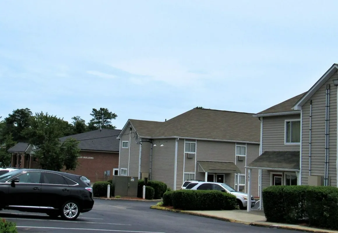 InTown Suites Extended Stay Birmingham AL - Homewood hotel hero