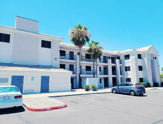 Intown Suites Extended Stay Phoenix Az - Gilbert hotel detail image 2