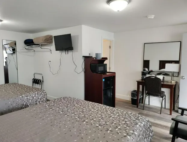 Eight Bar B Motel hotel detail image 2