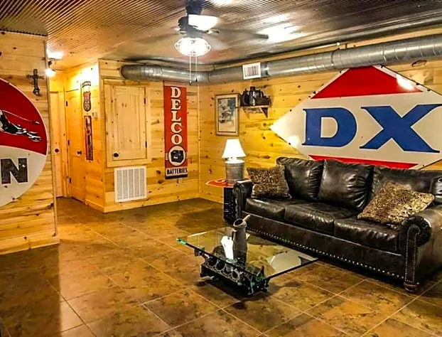 Samantha's Timber Inn hotel detail image 2