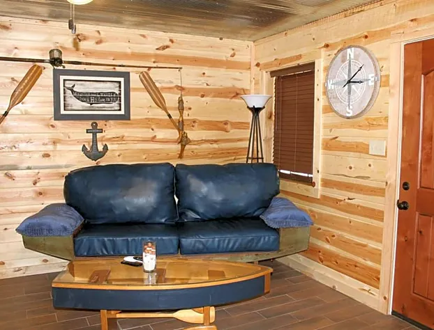 Samantha's Timber Inn hotel detail image 3