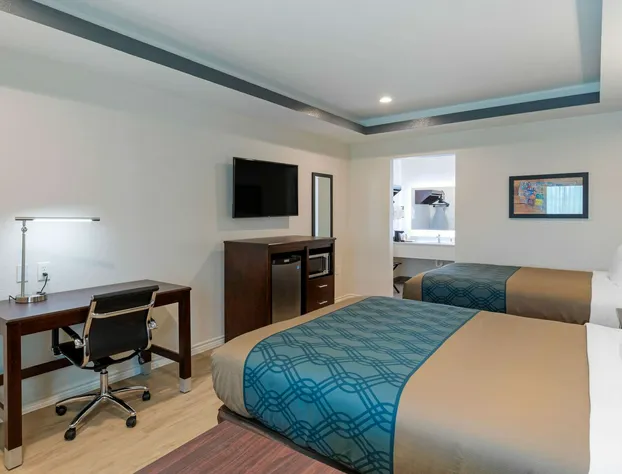 Econo Lodge Houston Northwest - Cypress hotel detail image 4