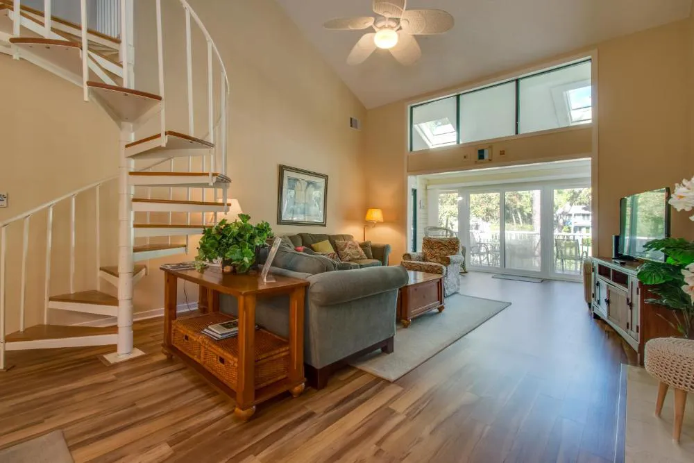 Captains Cove 493 by RedAwning hotel hero