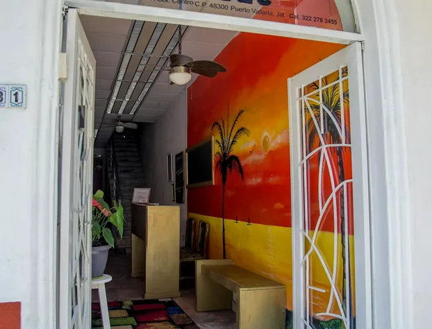 Basic-Hotel hotel detail image 1