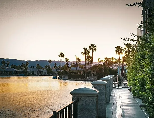 The Chateau At Lake La Quinta hotel detail image 4