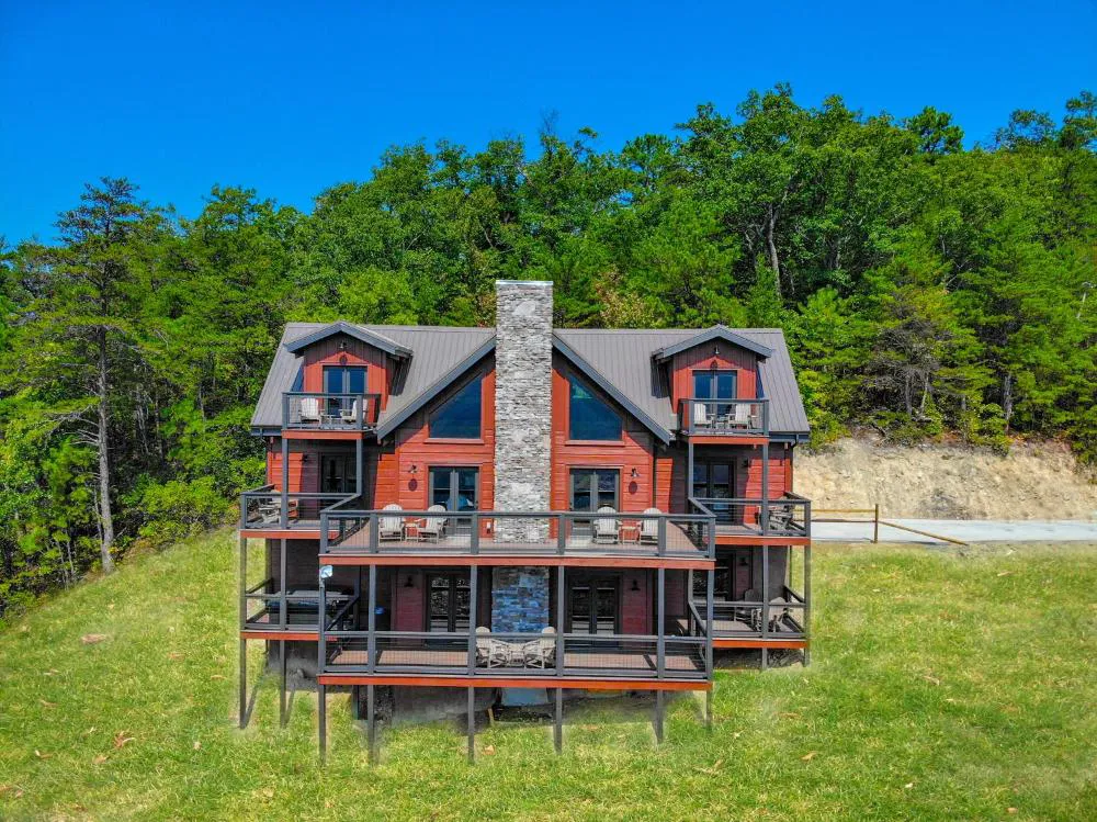 Amazing View Lodge- Breathtaking Views Spacious Smoky Mountain Getaway Perfect for Families!!! hotel hero