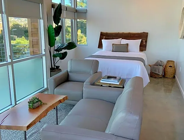 Anchor Inn Pacifica hotel detail image 3