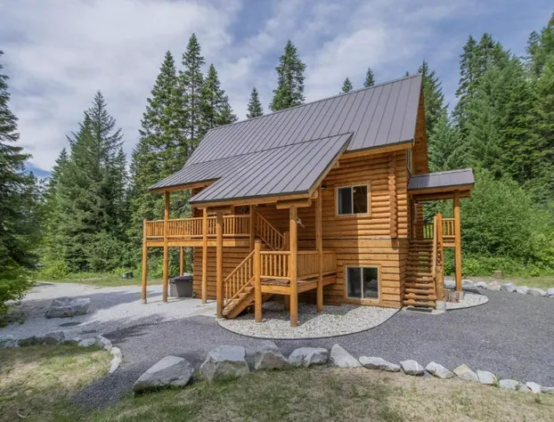 Bearfoot Chalet 3 Bedroom Home by NW Comfy Cabins hotel detail image 3