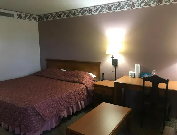 Tyler Inn & Suites hotel detail image 1