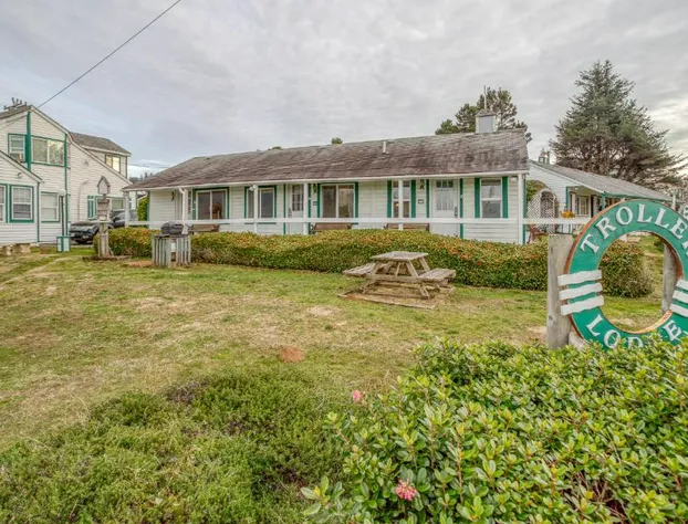 Troller's Lodge Depoe Bay hotel detail image 2