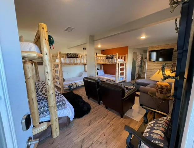 Yosemite Basecamp hotel detail image 3