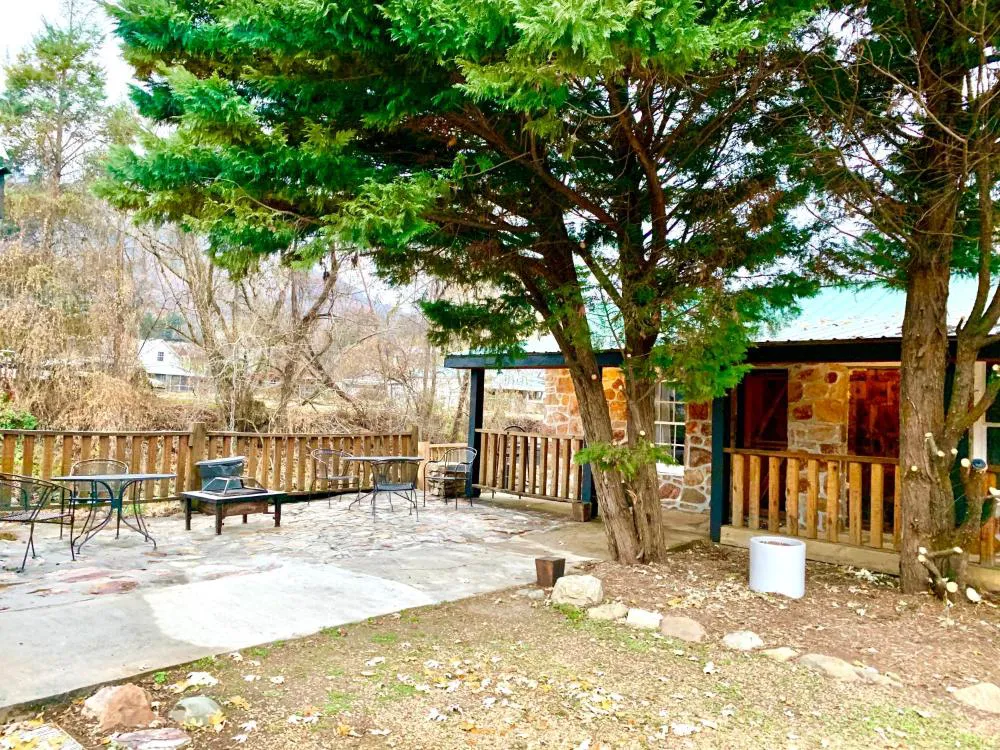 Spring Creek Hotel hotel hero