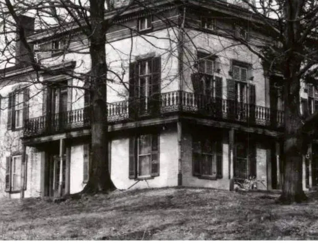 Historic McDonald Airbnb hotel detail image 1