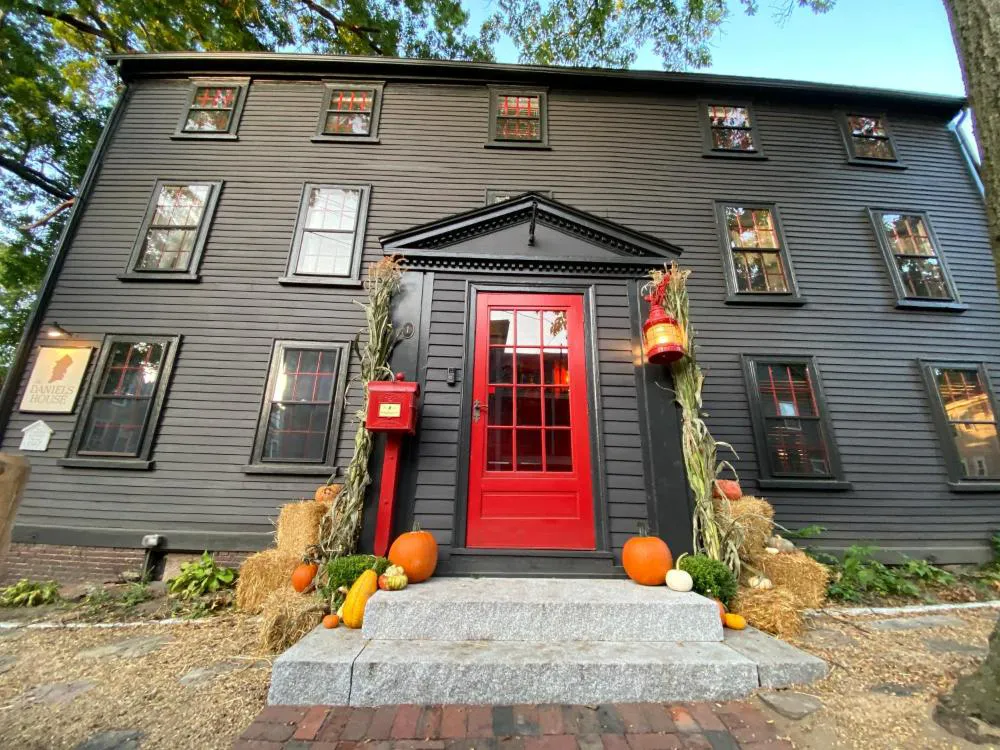 Daniels House Inn hotel hero