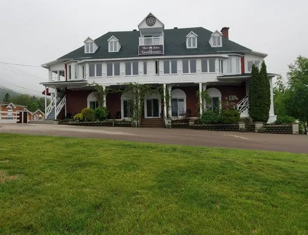La Gentilhommière Motel et Suite A Vue sur Mer hotel detail image 1