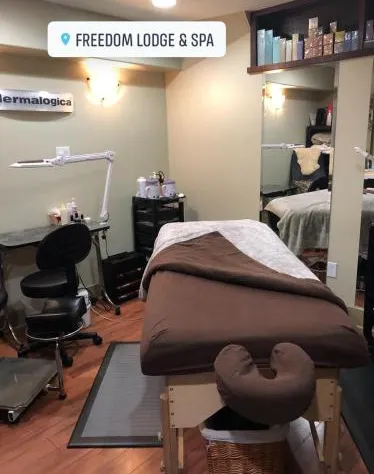 Freedom Lodge & Spa hotel detail image 4