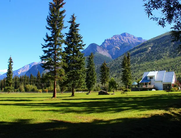 Bear Paw Lodge hotel detail image 3