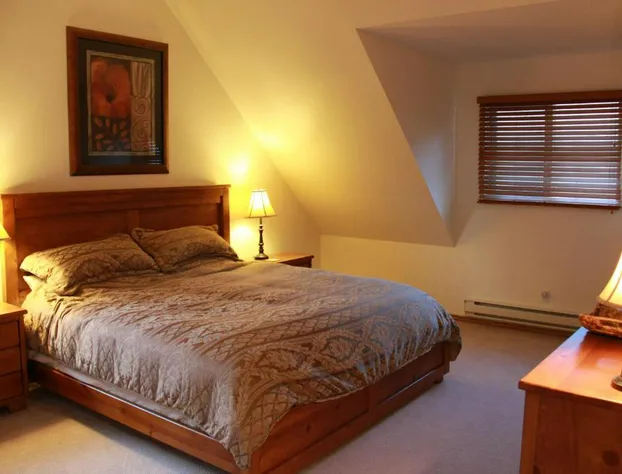 Bear Paw Lodge hotel detail image 4