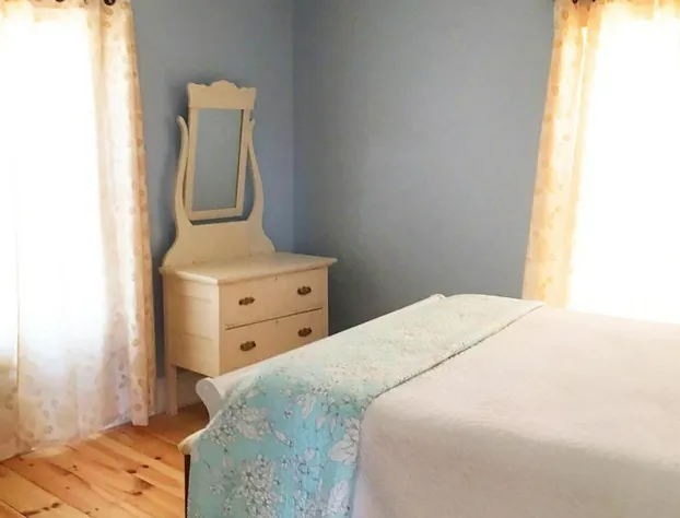 Breakwater Lodge hotel detail image 2