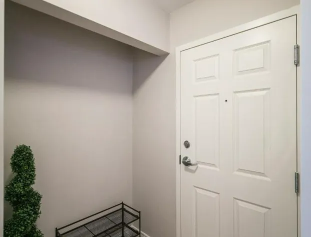 McKinnon Pointe #108 hotel detail image 1