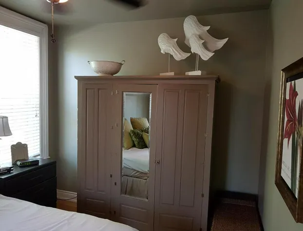 Hellemsfield Inn & bed and breakfast hotel detail image 4