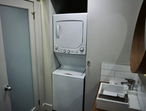 Morel Executive Suites hotel detail image 4