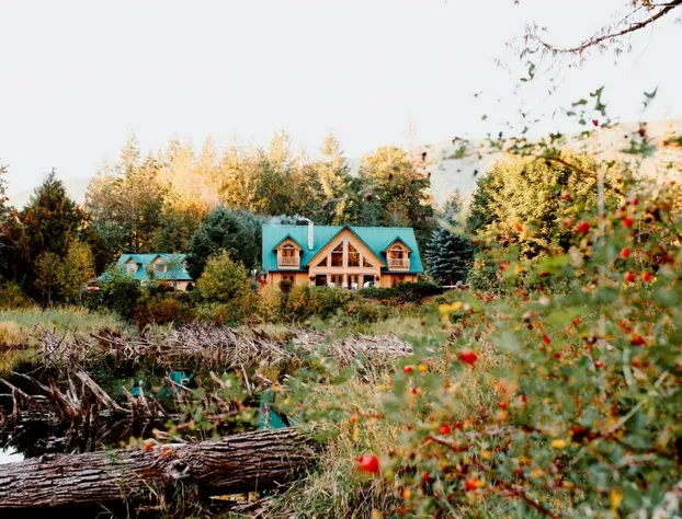 Cowichan River Lodge hotel detail image 3